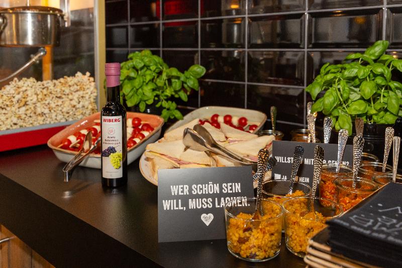 Fotos del hotel Me And All Hotel Düsseldorf:  36