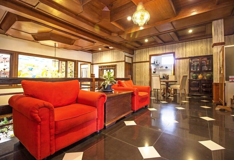 Fotos del hotel Reddoorz Plus Near Rs Hasan Sadikin:  21