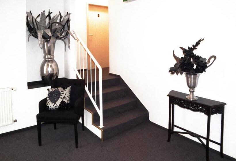 ホテル Stadt Coblenz