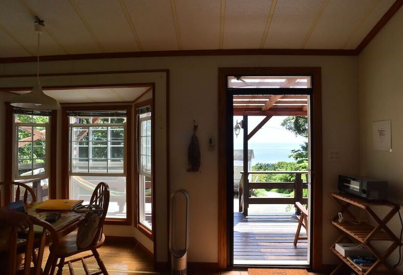 Panorama Ocean View Cottage