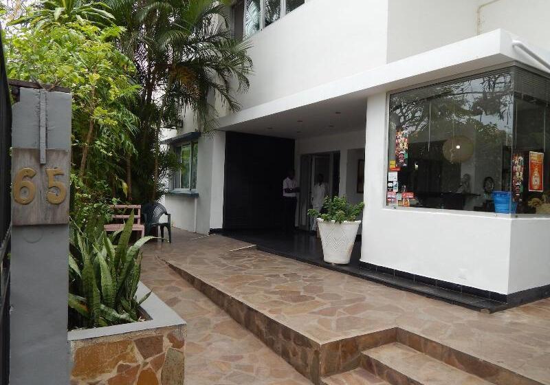 بنسيون Jacaranda Guesthouse