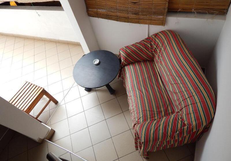 بنسيون Jacaranda Guesthouse