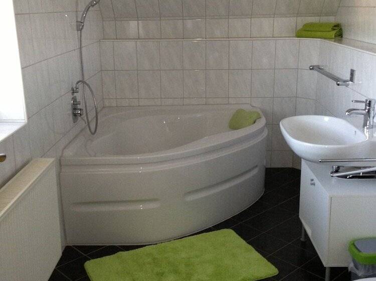 Wohnraum Hotel & Gästehaus