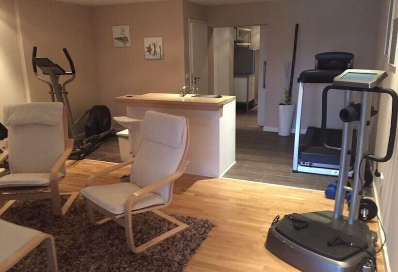 Wohnraum Hotel & Gästehaus