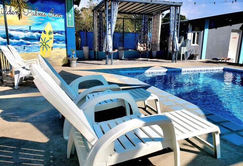 هاستل Hidden Palms Inn And Resort