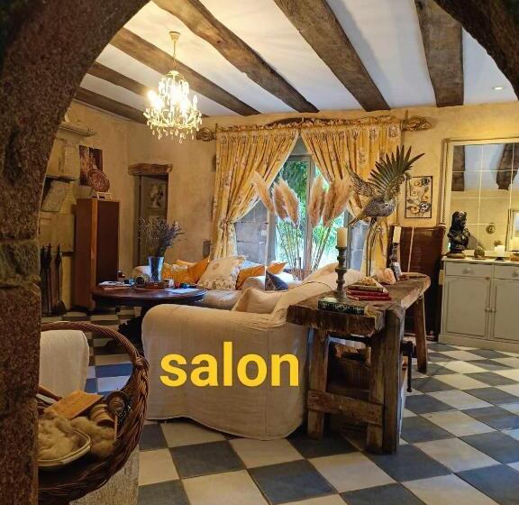 צימר Manoir De Kerledan