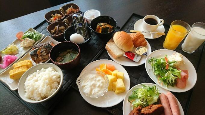 Business Green Hotel Hino
