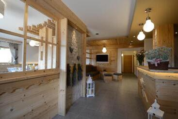 هتل Agritur Majon Da Mont