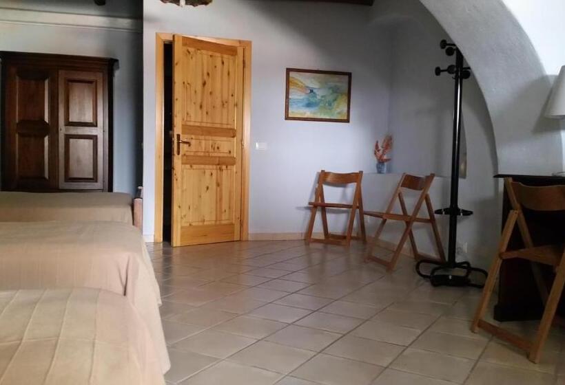 בית מלון כפרי Albergo Seaside