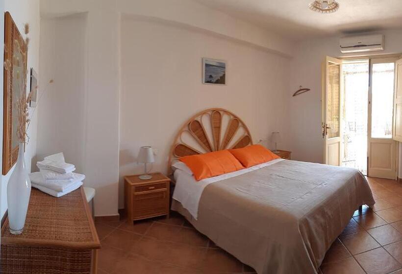 בית מלון כפרי Albergo Seaside