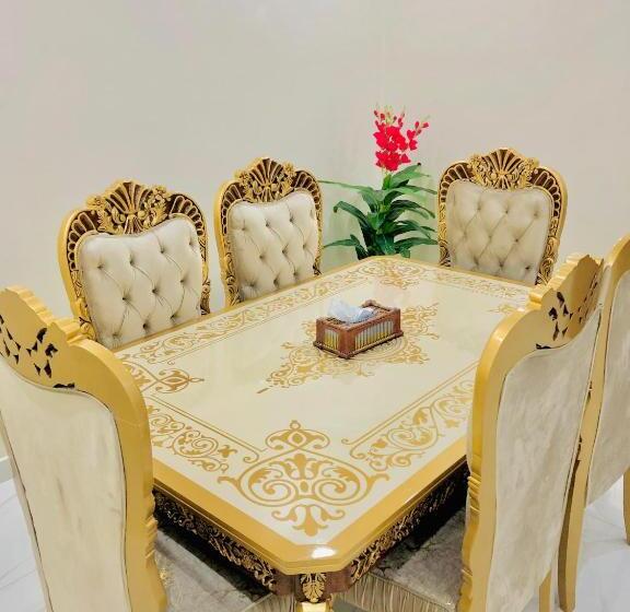 هتل Grand Pakeeza
