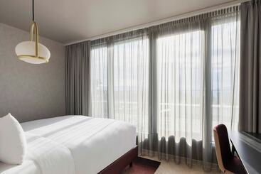 هتل Residence Inn By Marriott Geneva City Nations