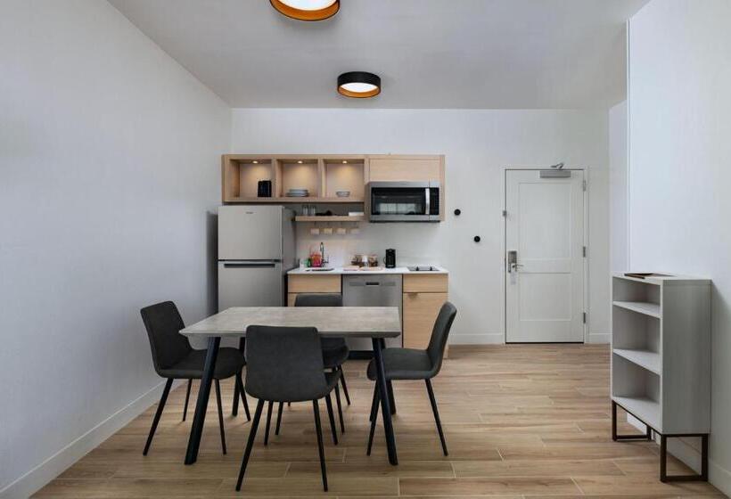 هتل Towneplace Suites By Marriott Weatherford