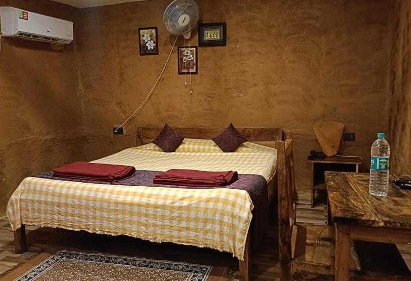 בית מלון כפרי Wild Dunes Konark