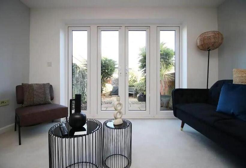 پانسیون 4 Br | Free Parking | Garden