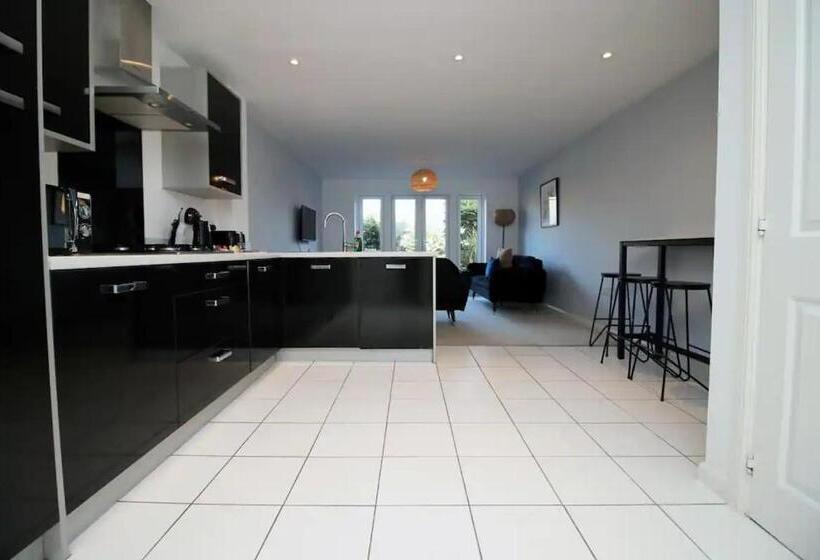 پانسیون 4 Br | Free Parking | Garden
