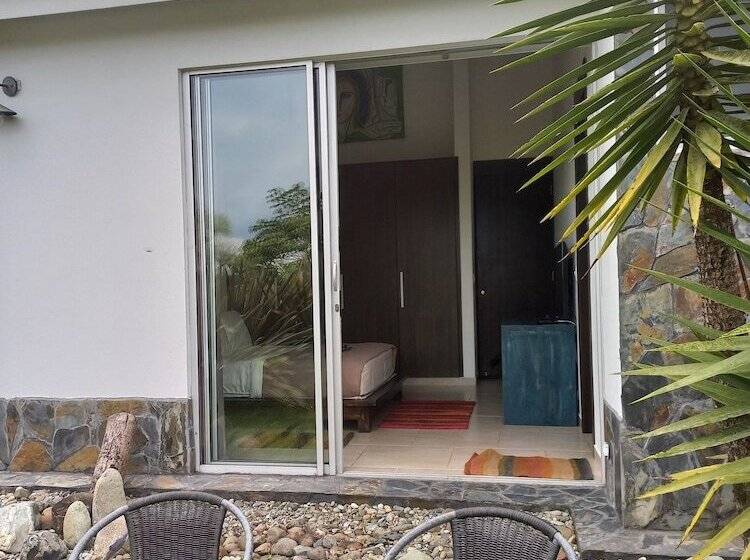 پانسیون Wayra Natura