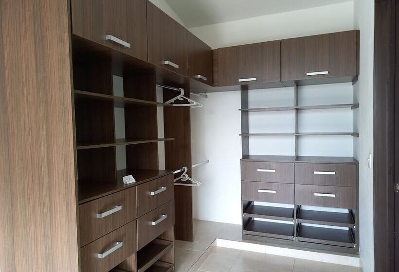 پانسیون Wayra Natura