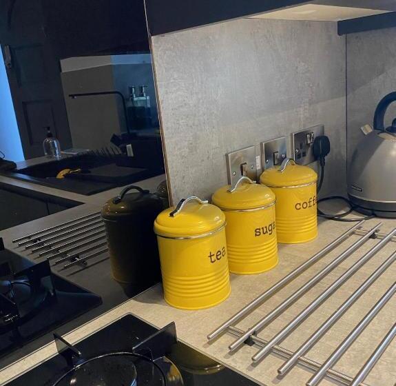 Top Tip Rooms Newmarket