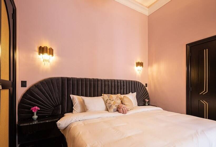 Holt's Hotel De Mi Independencia