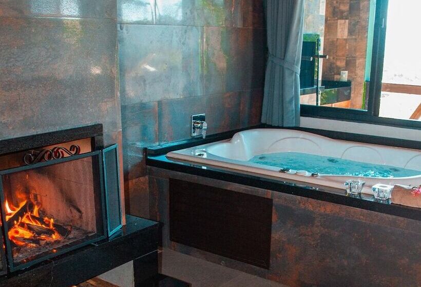 Хостел Recanto Vera Lucia Casa Familia