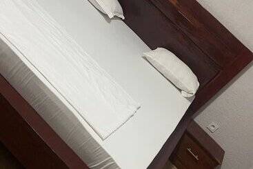 هتل Résidence Aïcha Tambacounda
