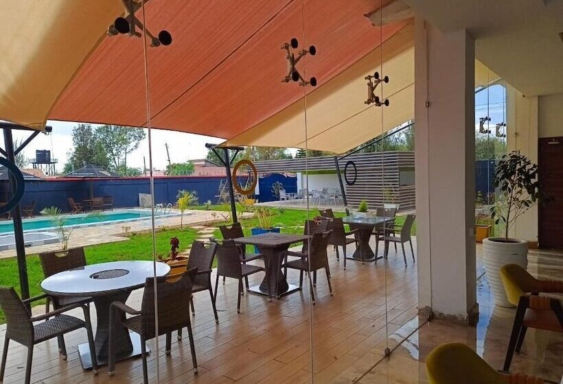 The Warwick Hotel, Nanyuki