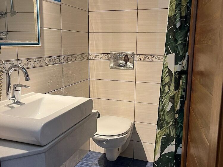 Nest Gunay Otel