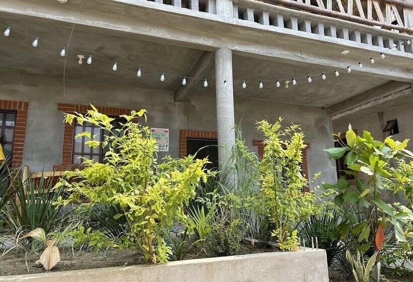פנסיון Casa Nayeeche, Hospedaje & Dive Center