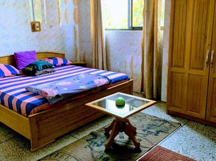 پانسیون Room In Guest Room   Renajoe Exclusive Guesthouse Tema Community 9
