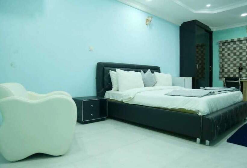 Prime 16 Hotels And Suite
