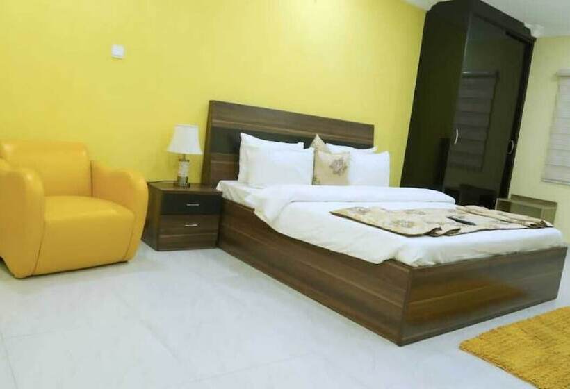 Prime 16 Hotels And Suite