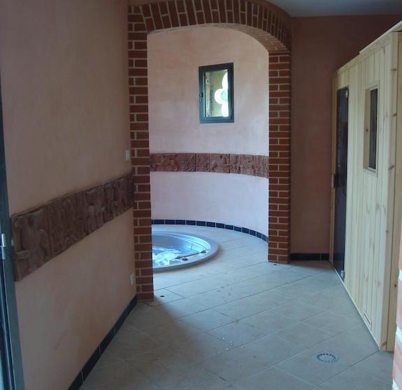 مبيت وإفطار Domaine De Gaudon