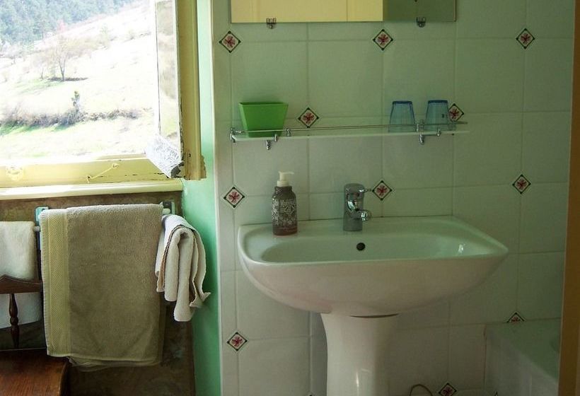 住宿加早餐  Ermitage De Peyreleau