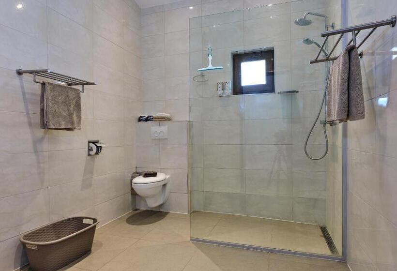 Bubali Luxury Apartments   Adults Only   Wheelchair Friendly