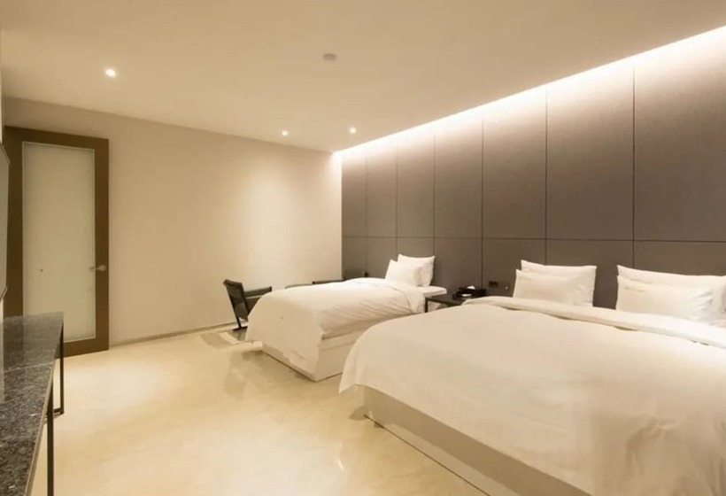 Fotos del hotel The Empress:  44