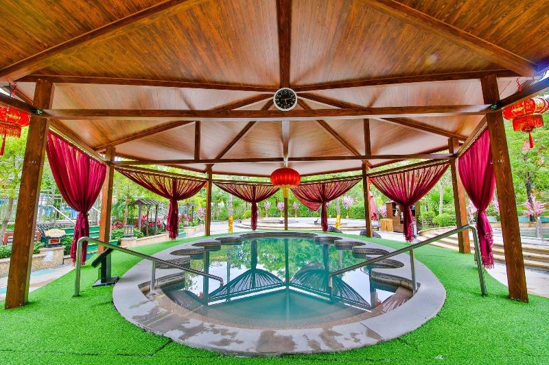 בית מלון כפרי Four Points By Sheraton Heyuan Resort