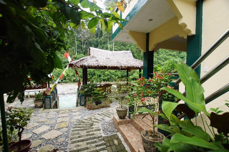 فندق Indra Valley Inn Bukit Lawang