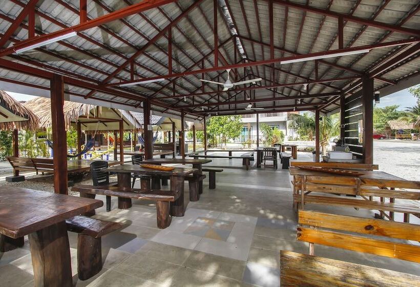 هتل Lavigo Resort