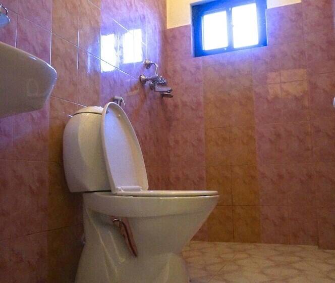 هتل New Annapurna Guest House