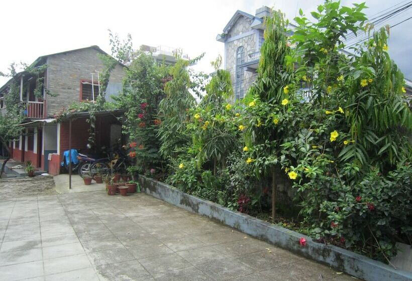 هتل New Annapurna Guest House
