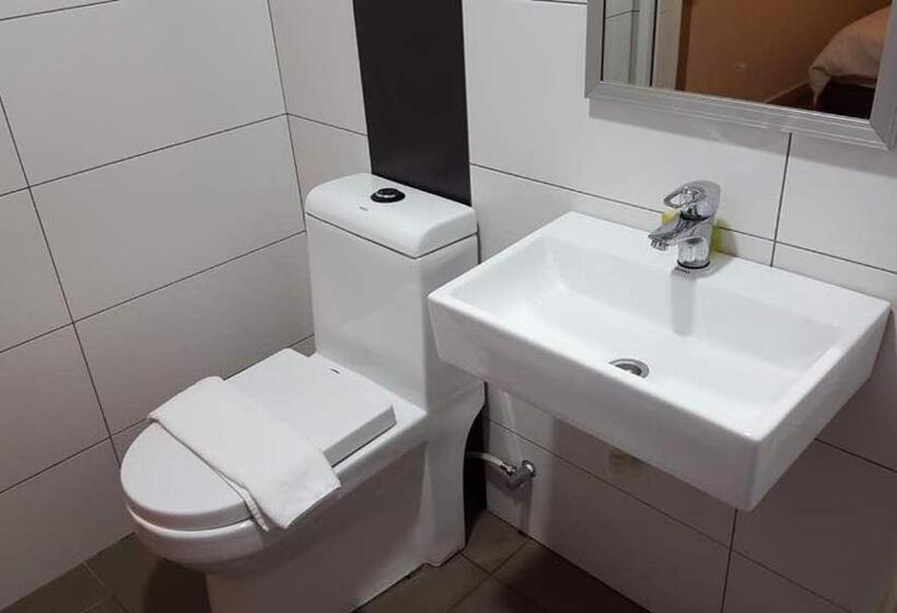 Fotos del hotel River View Inn Nusa Bestari Skudai:  36