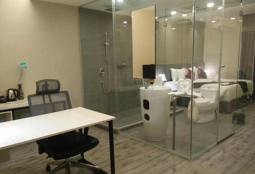 The Leverage Business Hotel Skudai