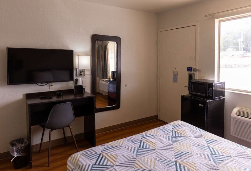 Motel 6 Lufkin, Tx