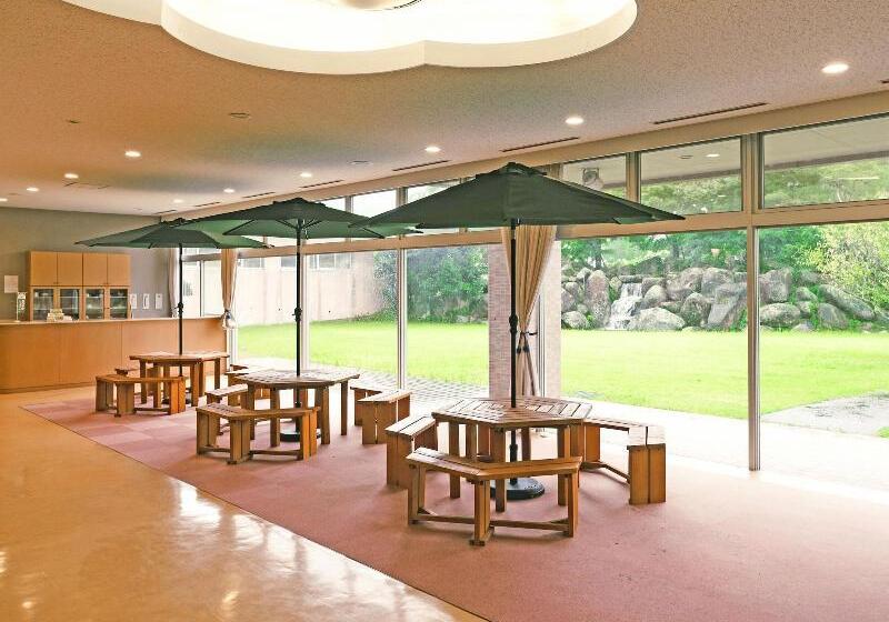 旅館 Tougouonsen Yuttarikan