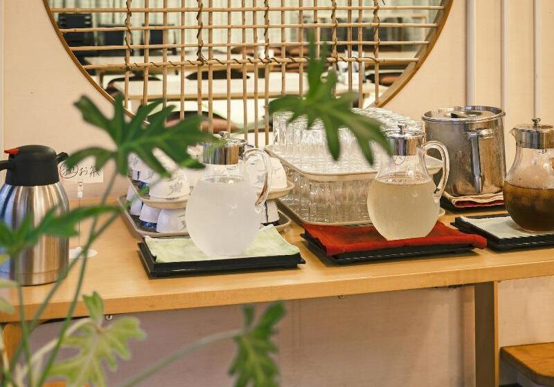 旅館 Tougouonsen Yuttarikan