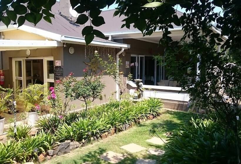 צימר Convent Hill Lodge