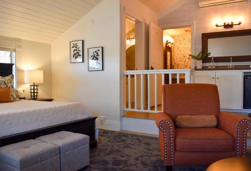 مبيت وإفطار Mccall House Boutique