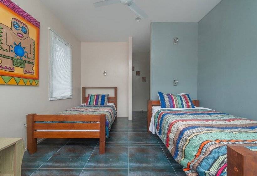 تختخواب و صبحانه Rarotonga S Fishing Lodge   Gt S