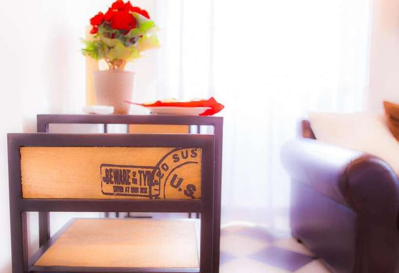 تختخواب و صبحانه Manì Rooms